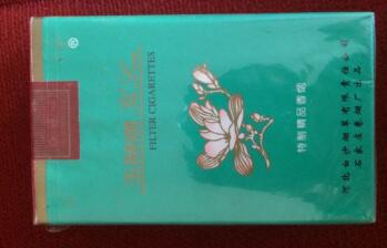 烟灰缸放水有什么意思吗|烟灰缸里放水有什么讲究吗